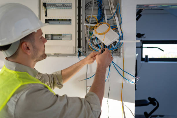 Best Licensed Electrician  in Lantana, FL